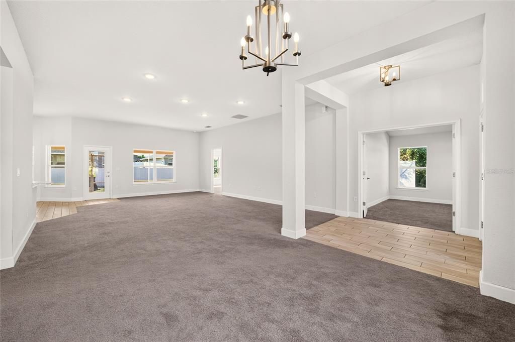 For Sale: $349,900 (4 beds, 3 baths, 2300 Square Feet)