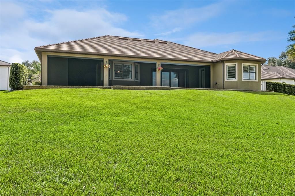 For Sale: $860,000 (4 beds, 2 baths, 3216 Square Feet)