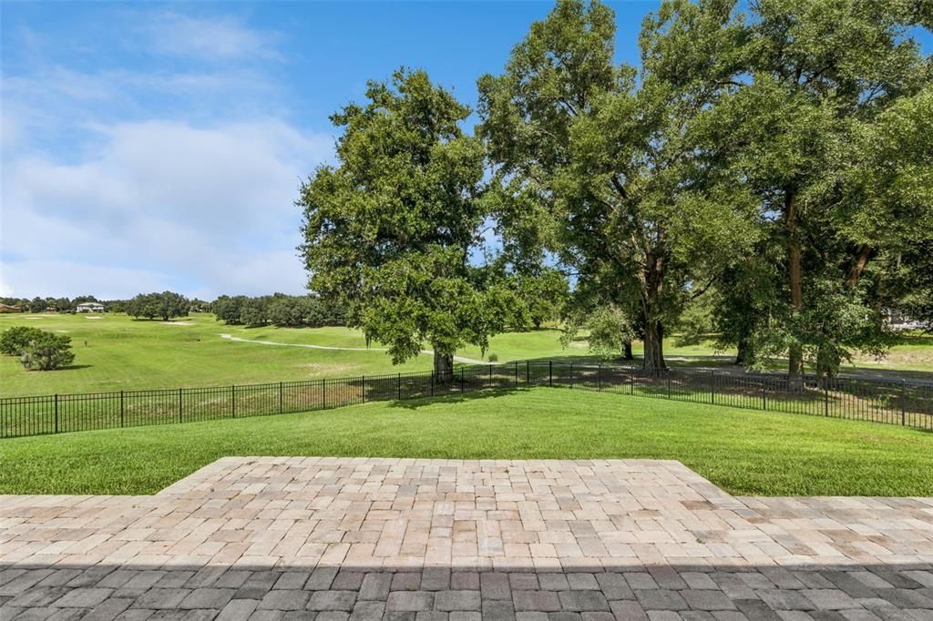For Sale: $860,000 (4 beds, 2 baths, 3216 Square Feet)