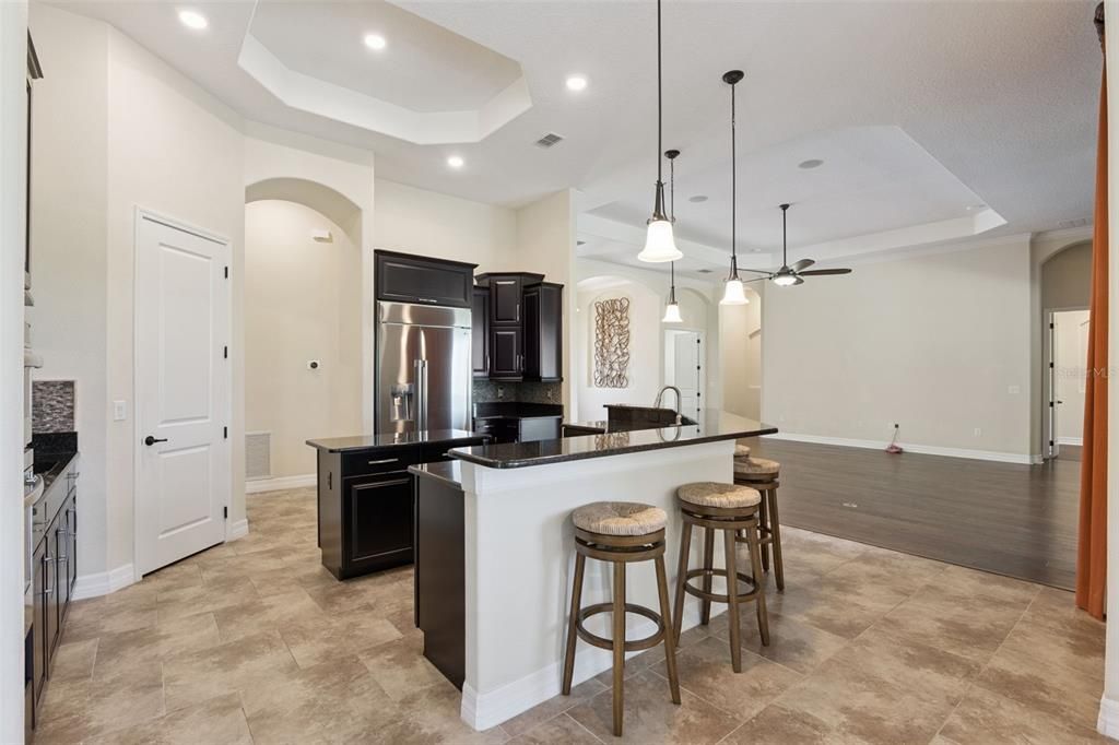 For Sale: $860,000 (4 beds, 2 baths, 3216 Square Feet)