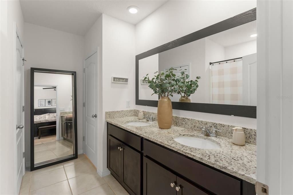 For Sale: $449,000 (4 beds, 2 baths, 2442 Square Feet)