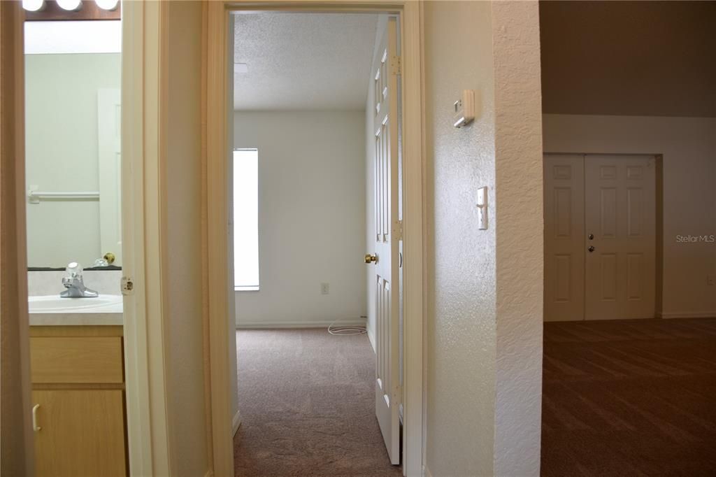 For Sale: $295,000 (3 beds, 2 baths, 1246 Square Feet)