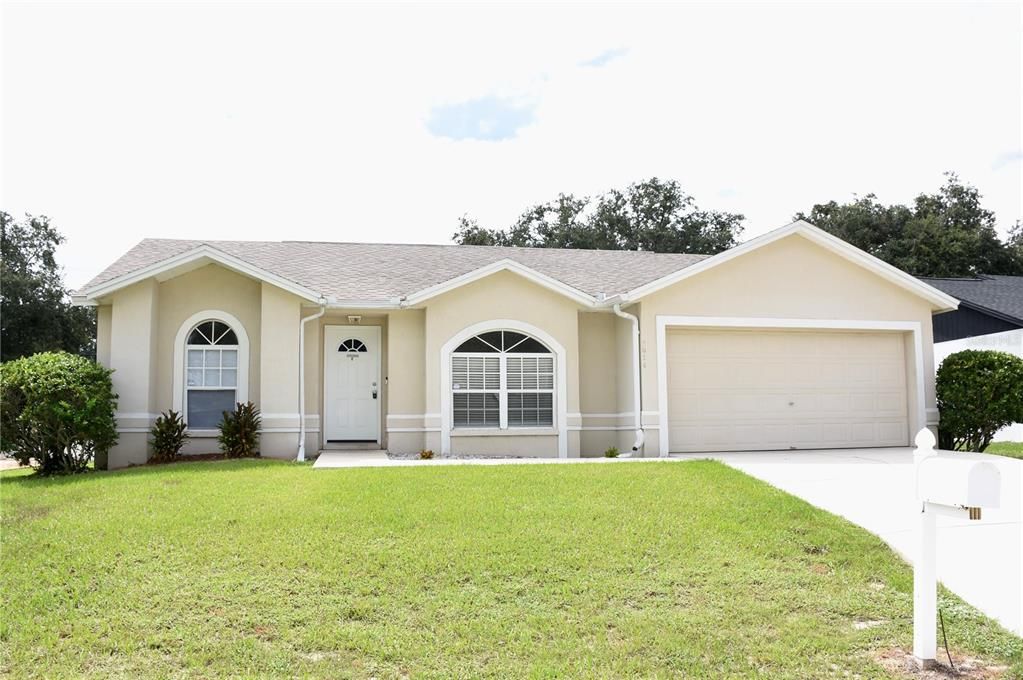 For Sale: $295,000 (3 beds, 2 baths, 1246 Square Feet)