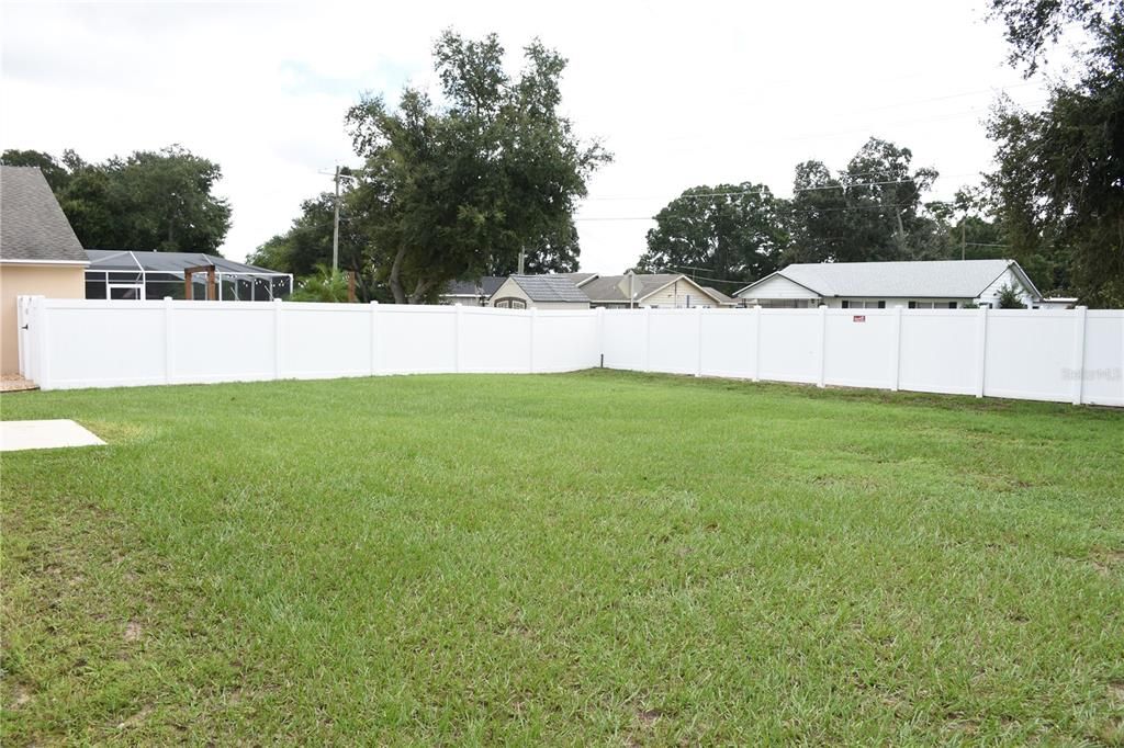For Sale: $295,000 (3 beds, 2 baths, 1246 Square Feet)