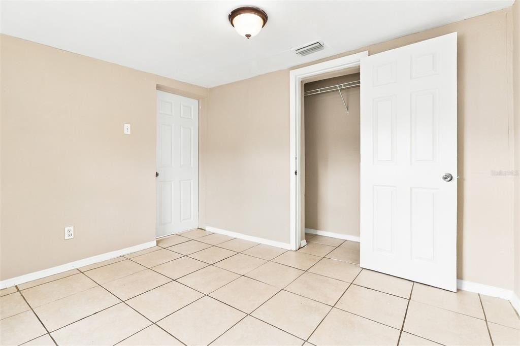 For Sale: $324,900 (3 beds, 2 baths, 1054 Square Feet)