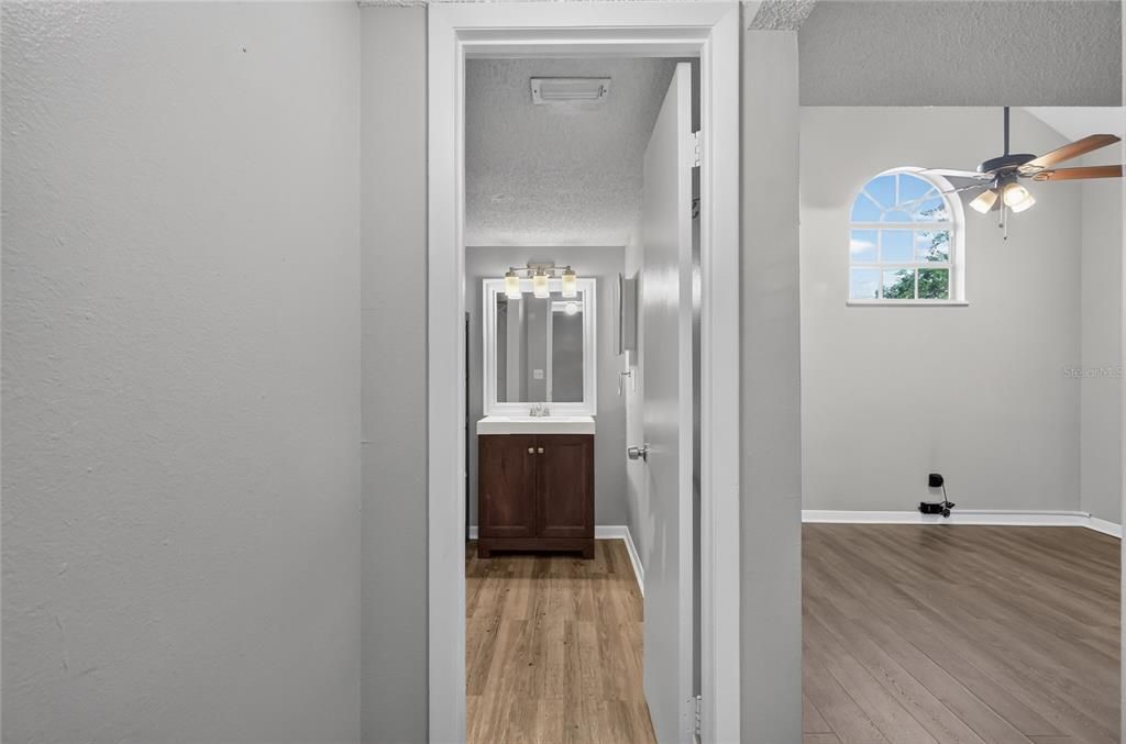 В аренду: $1,900 (2 спален, 2 ванн, 1492 Квадратных фут)