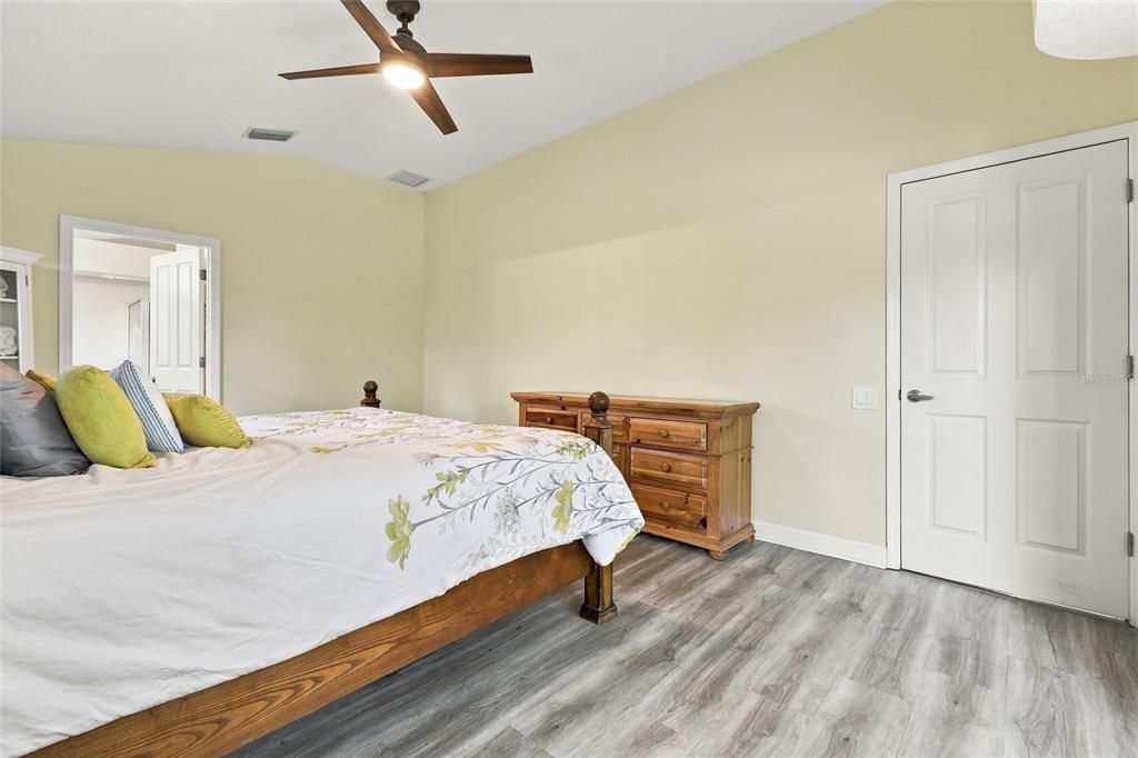 For Sale: $385,000 (4 beds, 2 baths, 2227 Square Feet)