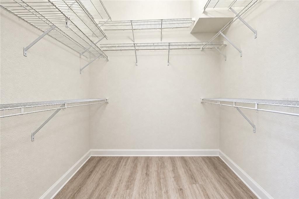 For Sale: $385,000 (4 beds, 2 baths, 2227 Square Feet)
