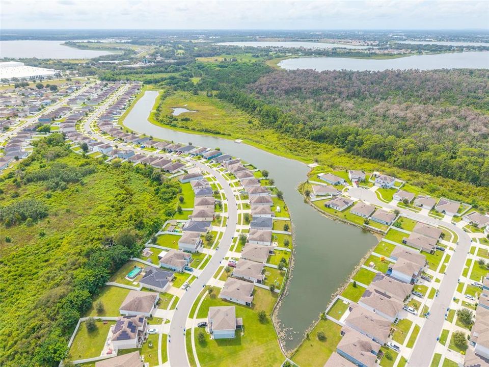 合同活跃: $249,000 (3 贝兹, 2 浴室, 1471 平方英尺)