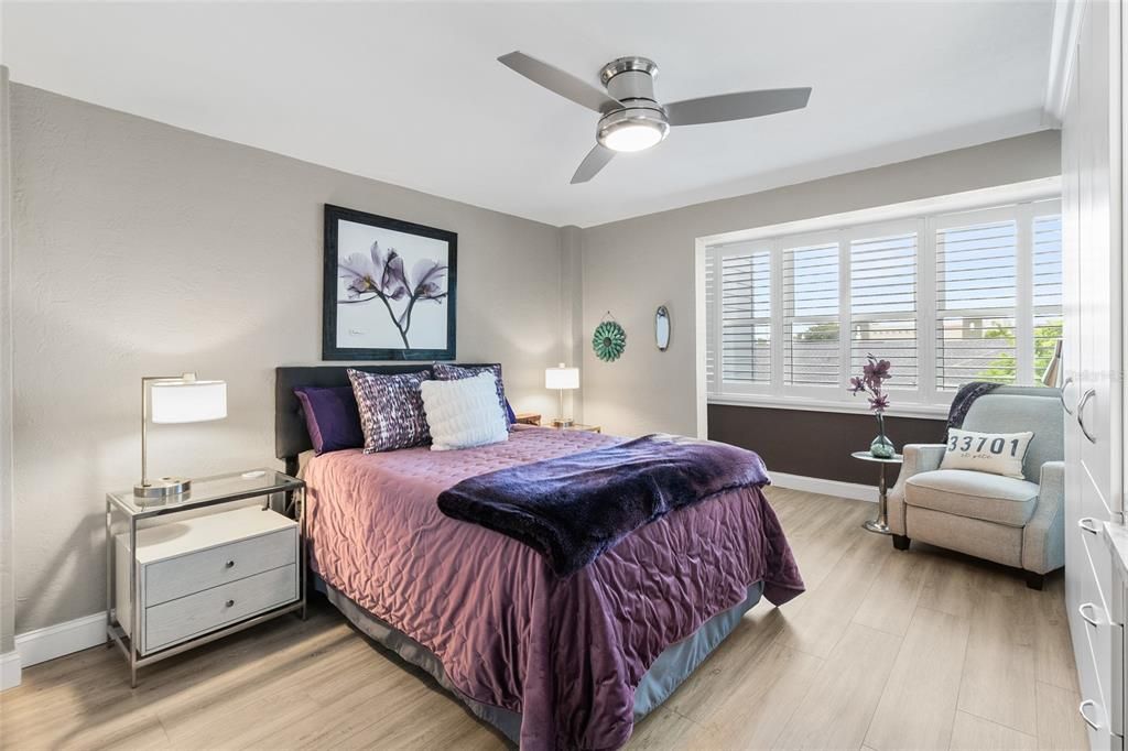 For Sale: $174,500 (1 beds, 1 baths, 850 Square Feet)