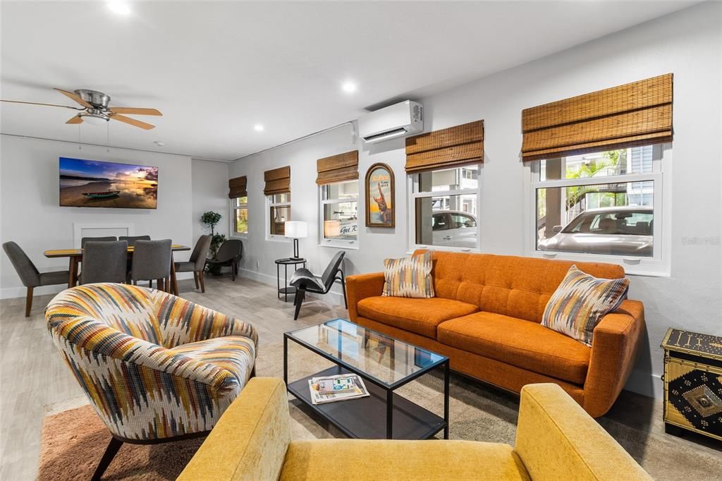 For Sale: $174,500 (1 beds, 1 baths, 850 Square Feet)