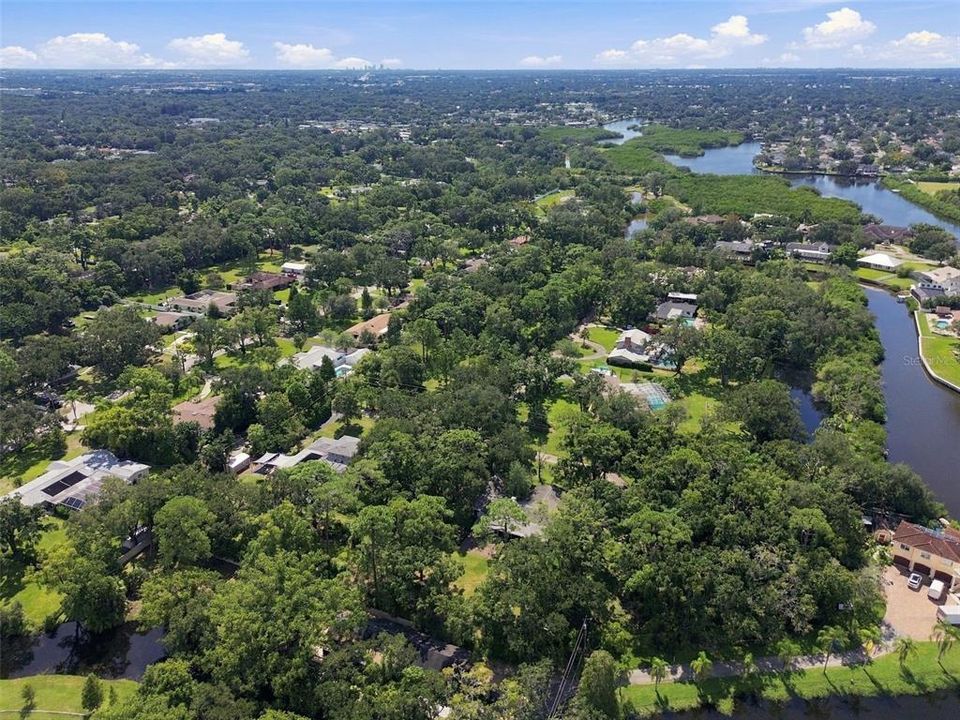 En Venta: $1,081,000 (1.45 acres)
