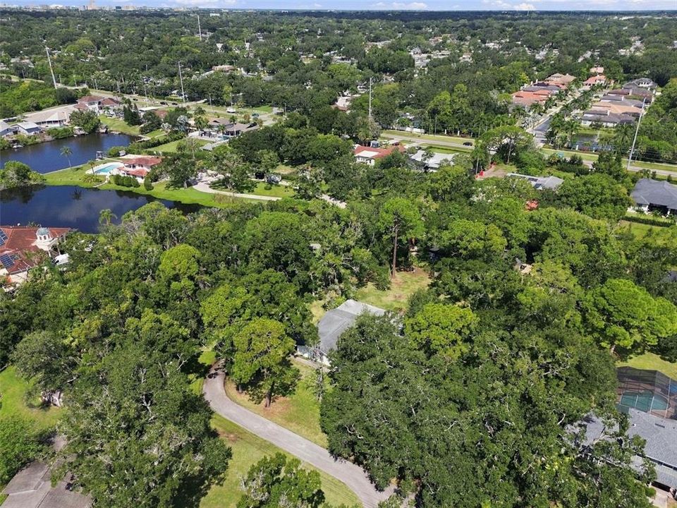 En Venta: $1,081,000 (1.45 acres)