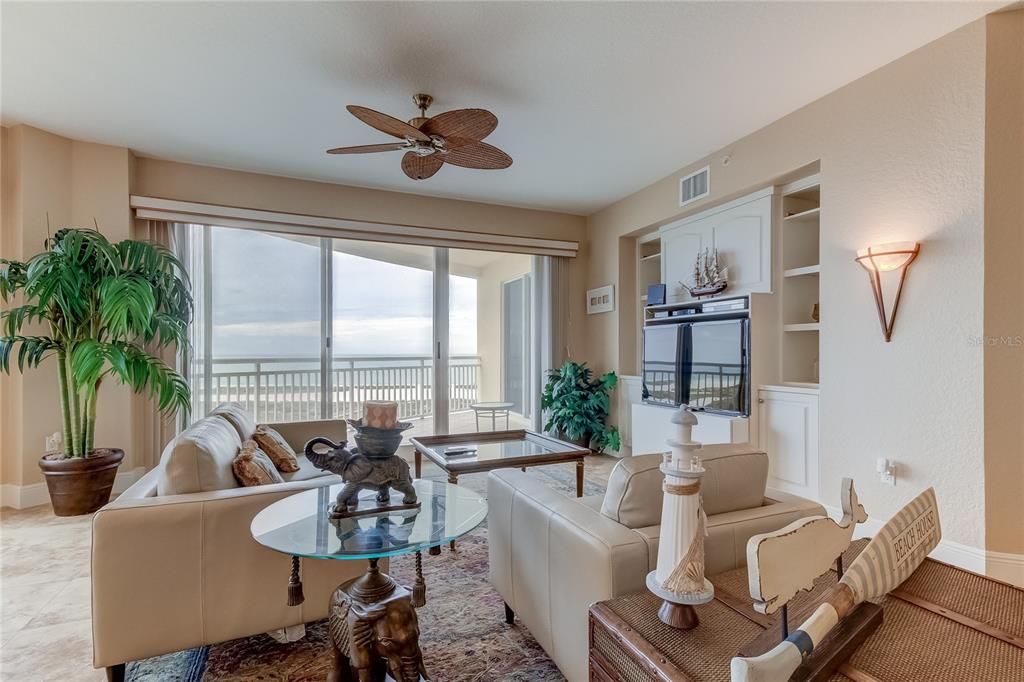 For Rent: $4,950 (2 beds, 2 baths, 1620 Square Feet)