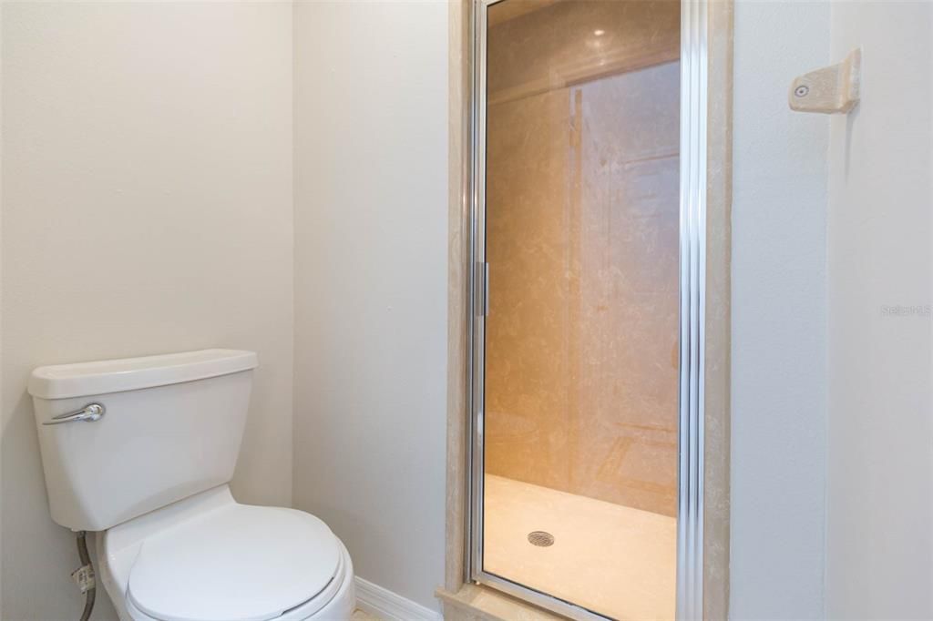 В аренду: $1,800 (2 спален, 2 ванн, 1496 Квадратных фут)