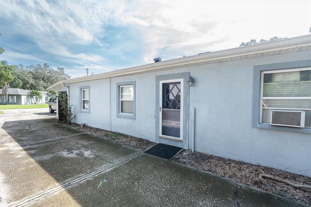 На продажу: $499,900 (0.33 acres)
