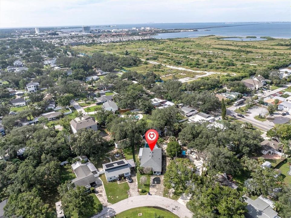 На продажу: $499,900 (0.33 acres)