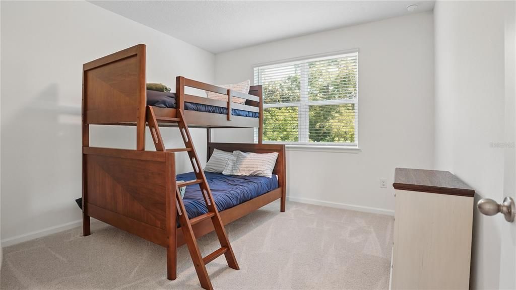 For Sale: $389,500 (3 beds, 2 baths, 1853 Square Feet)
