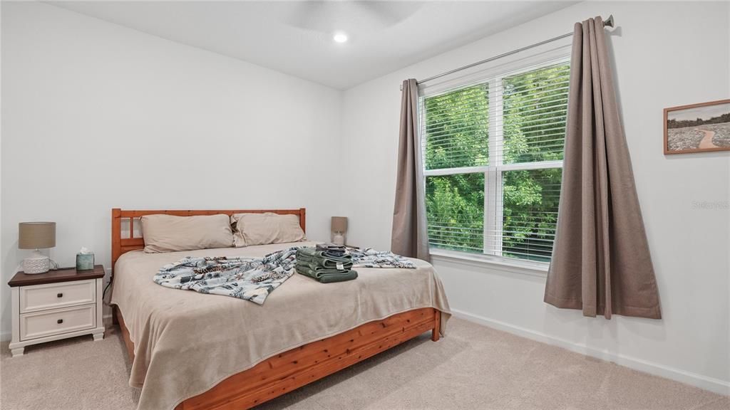 For Sale: $389,500 (3 beds, 2 baths, 1853 Square Feet)