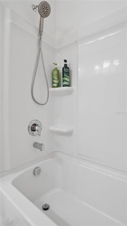 For Sale: $389,500 (3 beds, 2 baths, 1853 Square Feet)