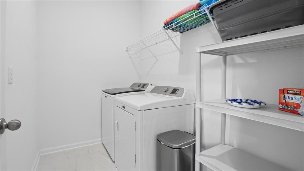 For Sale: $389,500 (3 beds, 2 baths, 1853 Square Feet)
