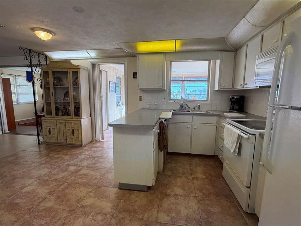 En Venta: $215,000 (2 camas, 1 baños, 1188 Pies cuadrados)