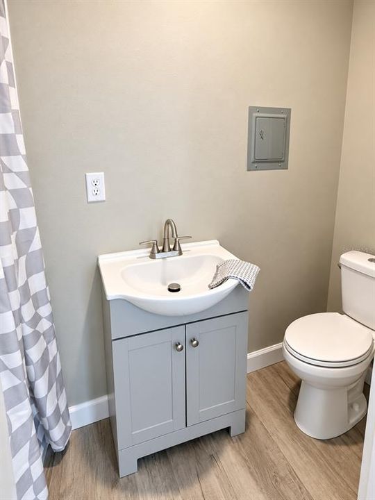 For Sale: $195,000 (2 beds, 2 baths, 368 Square Feet)