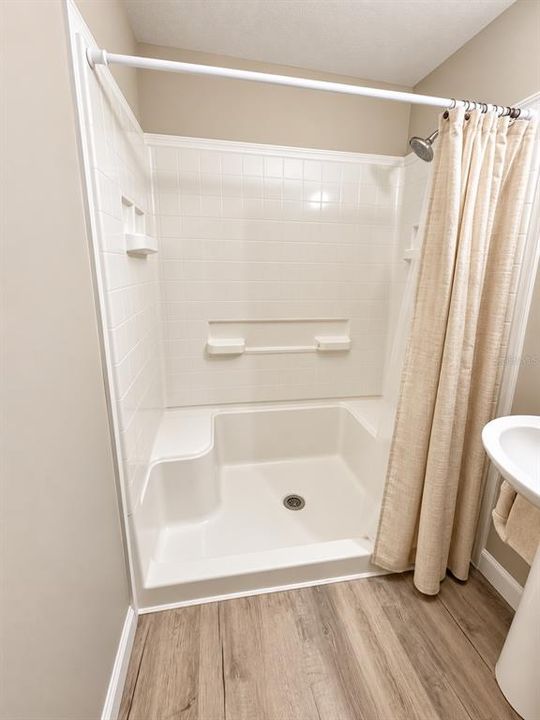 For Sale: $195,000 (2 beds, 2 baths, 368 Square Feet)