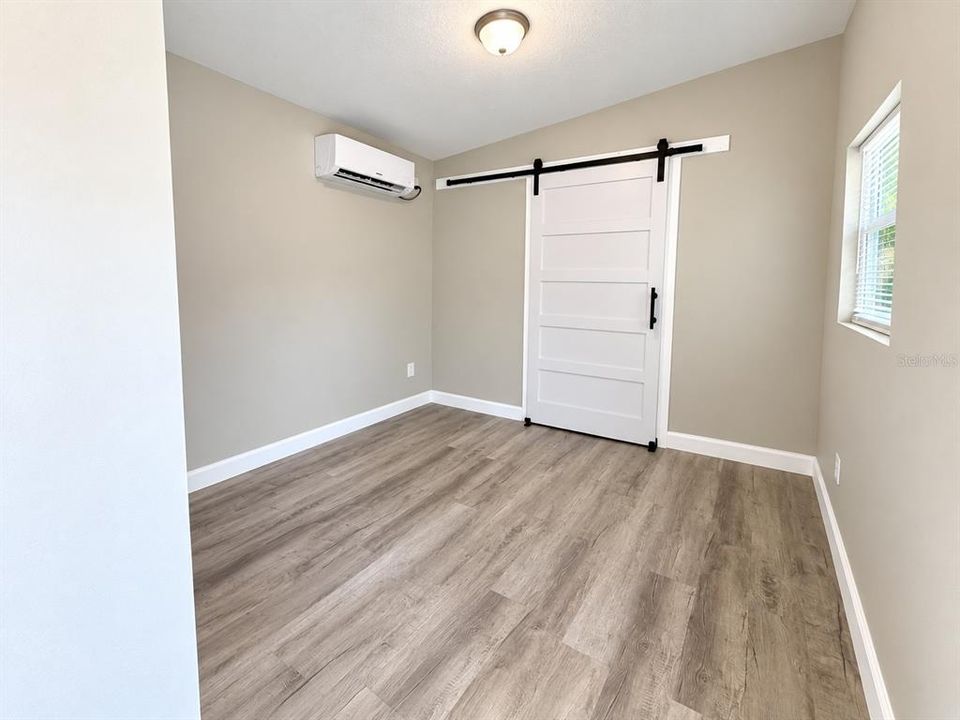For Sale: $195,000 (2 beds, 2 baths, 368 Square Feet)