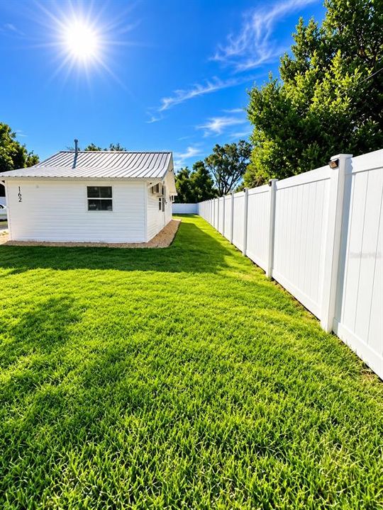 For Sale: $195,000 (2 beds, 2 baths, 368 Square Feet)