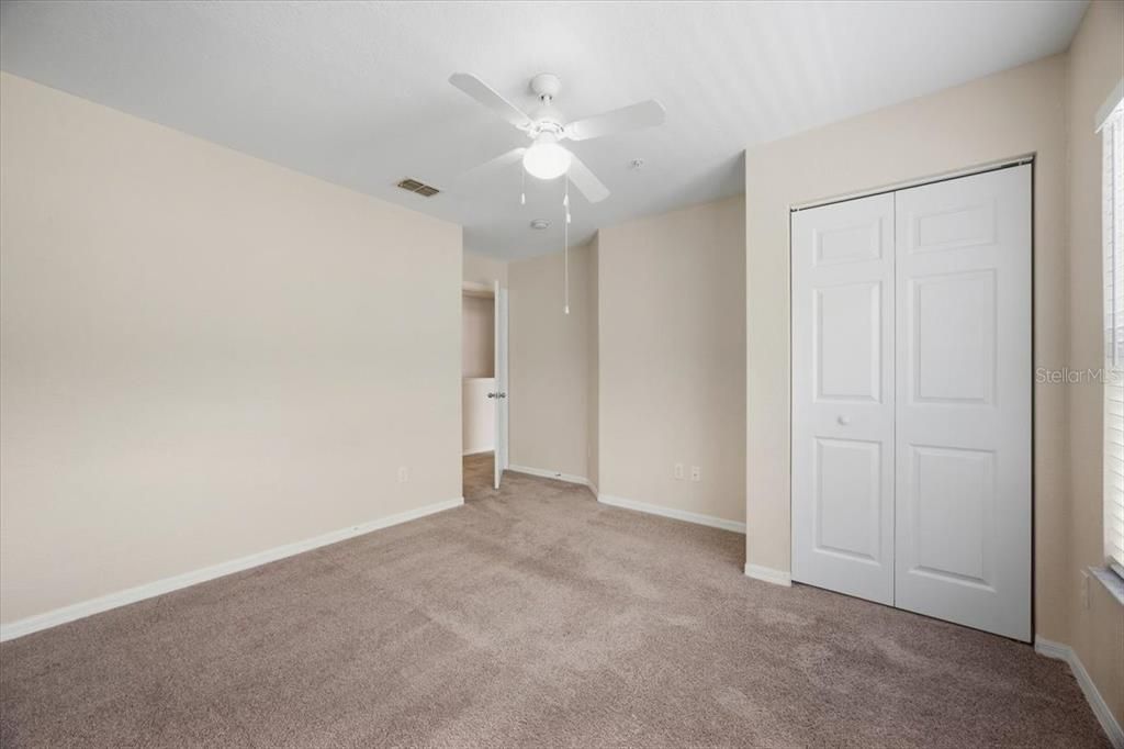 For Rent: $1,599 (3 beds, 2 baths, 1296 Square Feet)