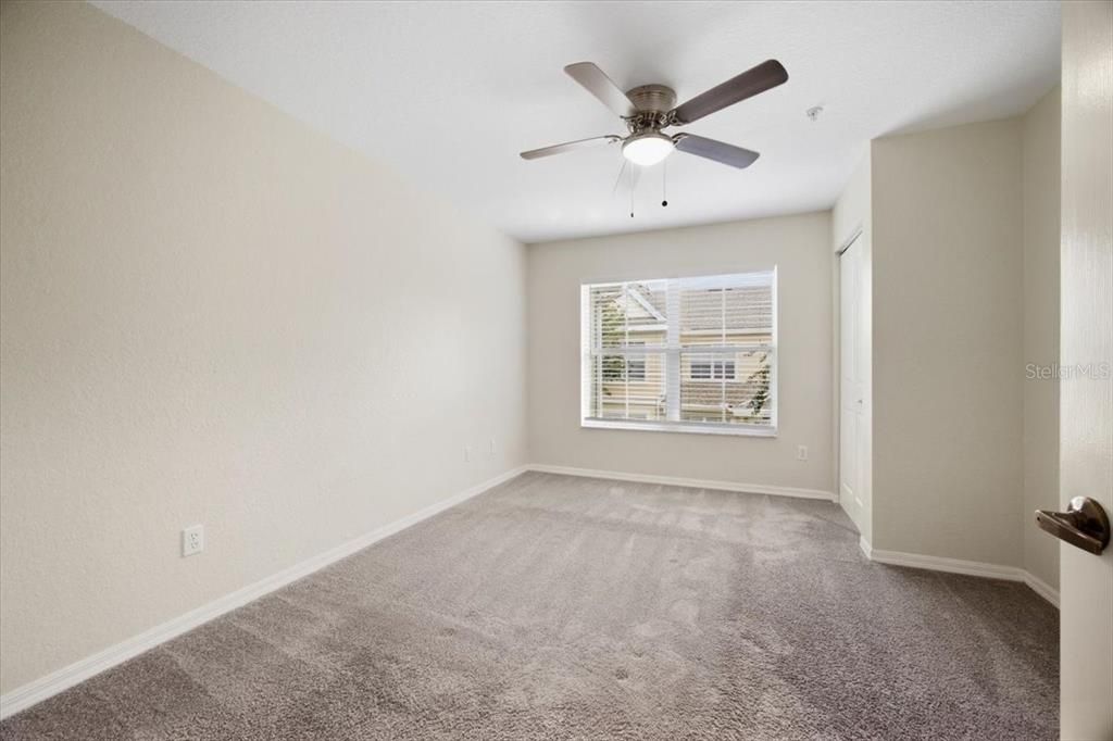 For Rent: $1,599 (3 beds, 2 baths, 1296 Square Feet)