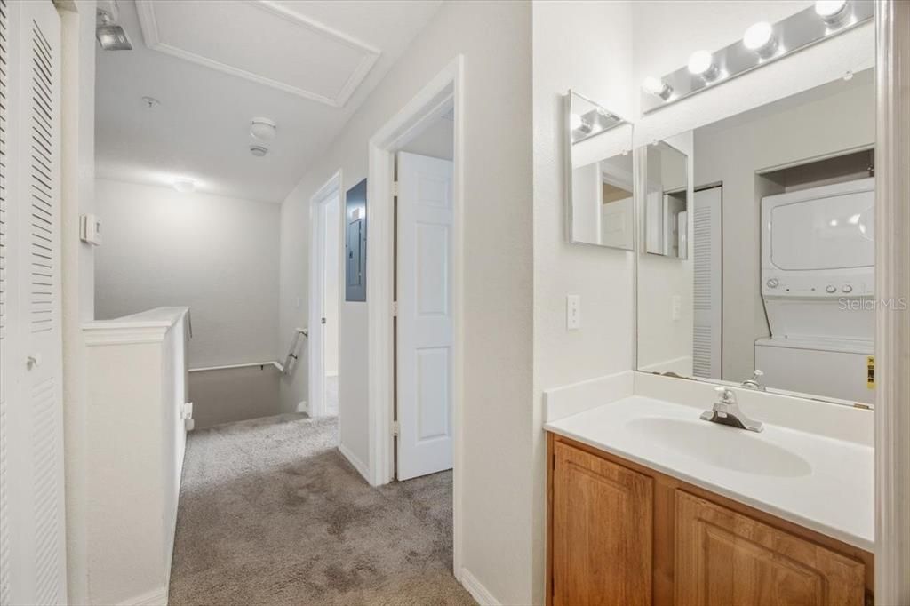 For Rent: $1,599 (3 beds, 2 baths, 1296 Square Feet)