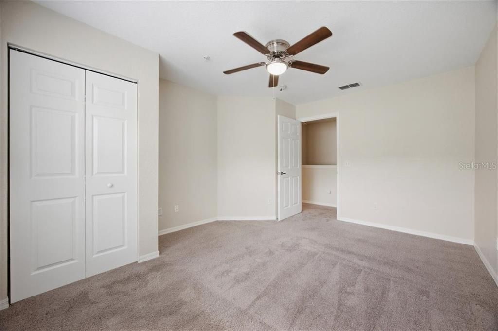For Rent: $1,599 (3 beds, 2 baths, 1296 Square Feet)