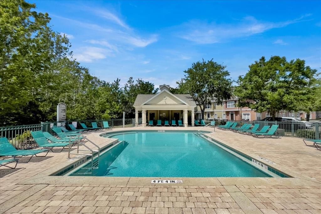 For Rent: $1,599 (3 beds, 2 baths, 1296 Square Feet)