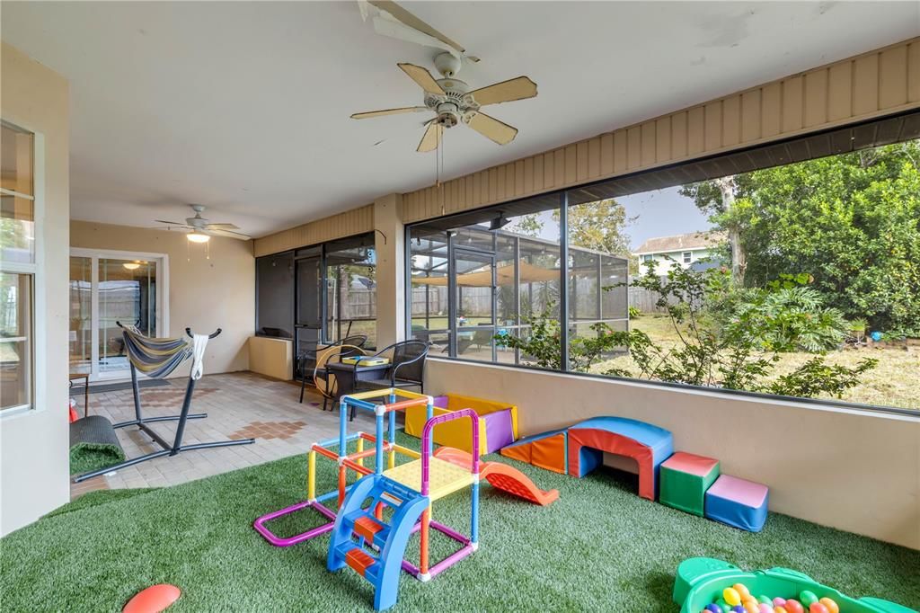 En Venta: $350,000 (3 camas, 2 baños, 1613 Pies cuadrados)