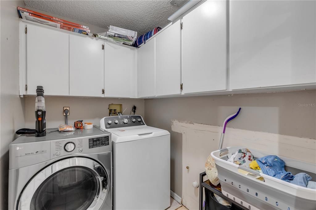 En Venta: $350,000 (3 camas, 2 baños, 1613 Pies cuadrados)