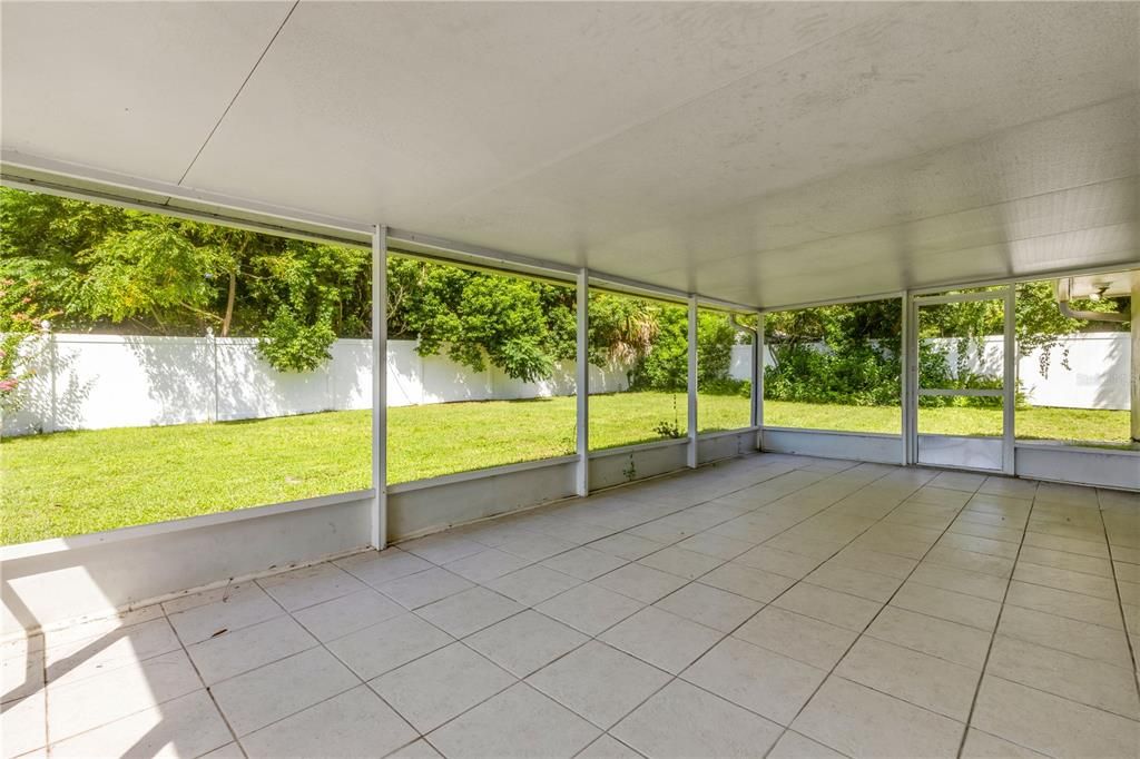 En Venta: $299,900 (2 camas, 2 baños, 1352 Pies cuadrados)