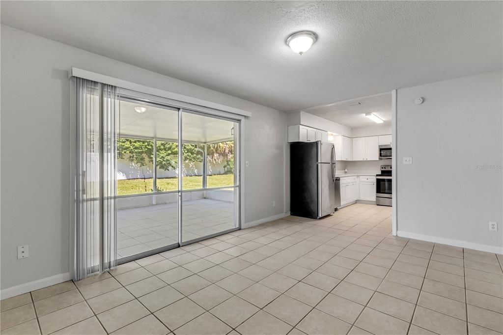 En Venta: $299,900 (2 camas, 2 baños, 1352 Pies cuadrados)