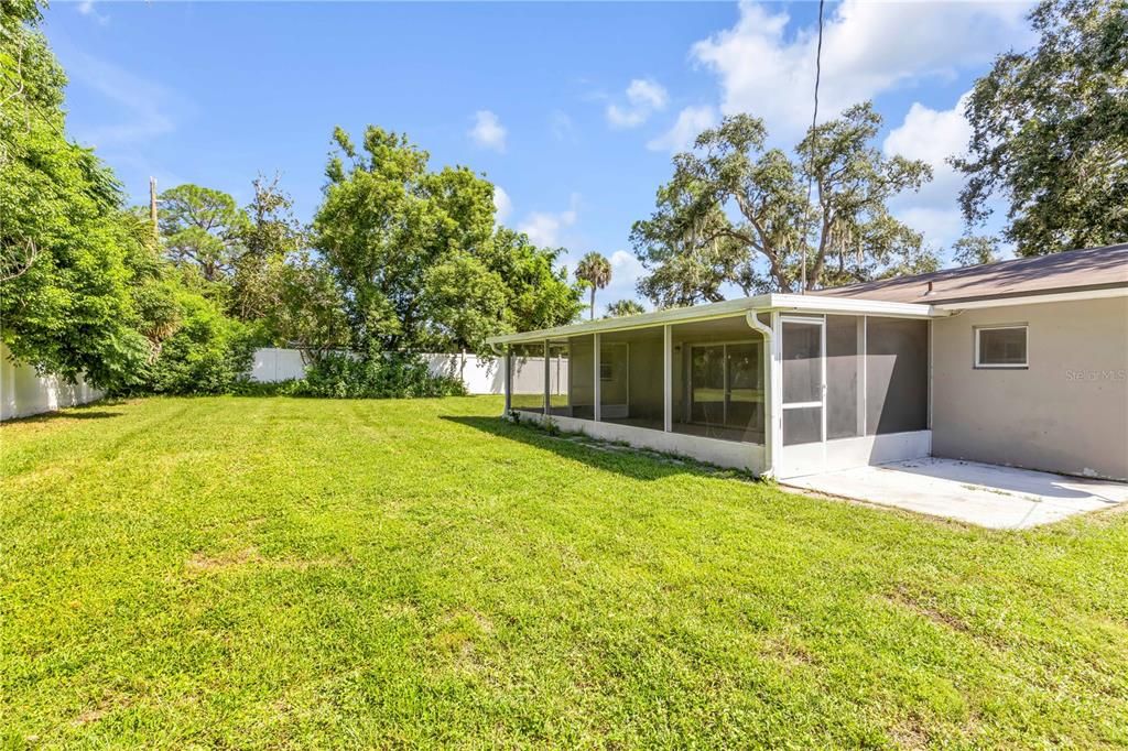 En Venta: $299,900 (2 camas, 2 baños, 1352 Pies cuadrados)