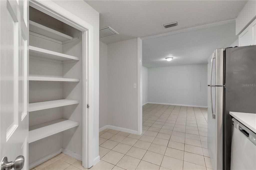 En Venta: $299,900 (2 camas, 2 baños, 1352 Pies cuadrados)