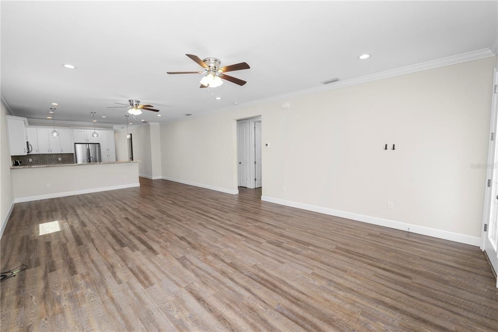 For Sale: $469,900 (3 beds, 2 baths, 1800 Square Feet)