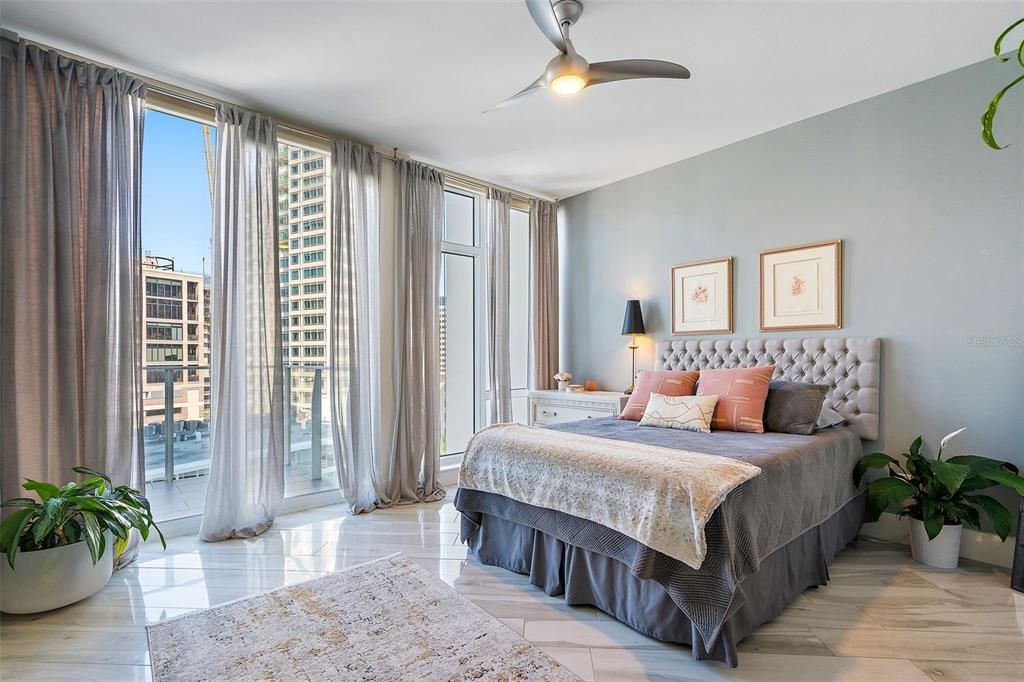 For Rent: $5,795 (1 beds, 1 baths, 1225 Square Feet)