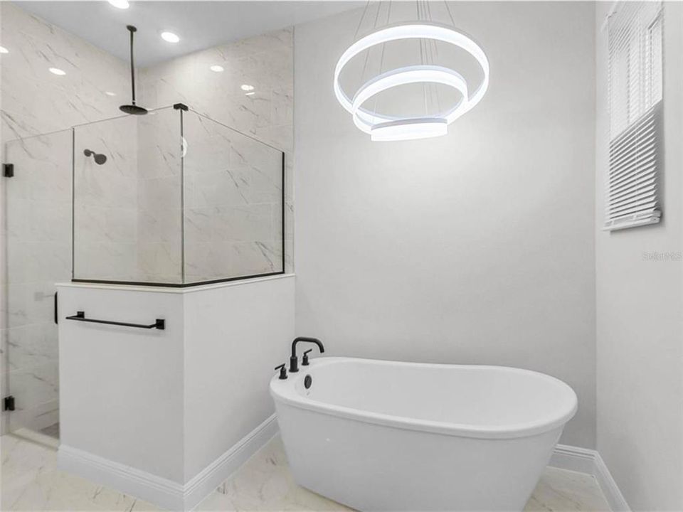 For Sale: $850,000 (4 beds, 3 baths, 2837 Square Feet)