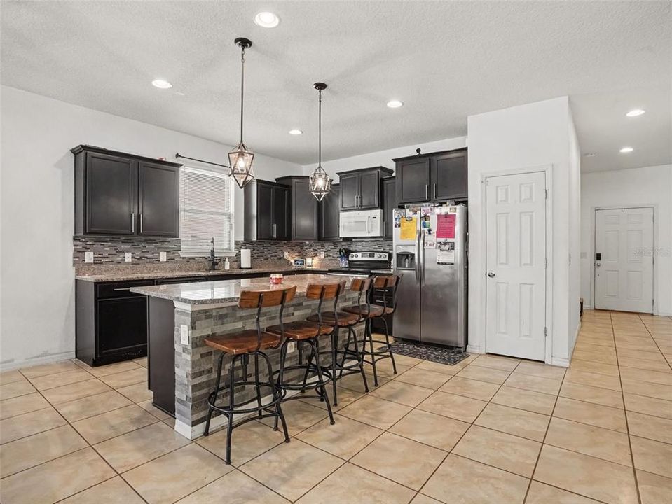 For Sale: $300,000 (4 beds, 3 baths, 1990 Square Feet)