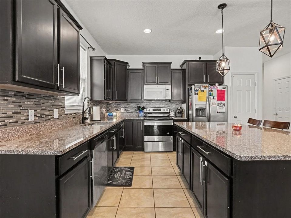 For Sale: $300,000 (4 beds, 3 baths, 1990 Square Feet)