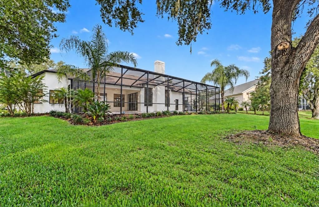 Active With Contract: $1,545,000 (6 beds, 5 baths, 3702 Square Feet)