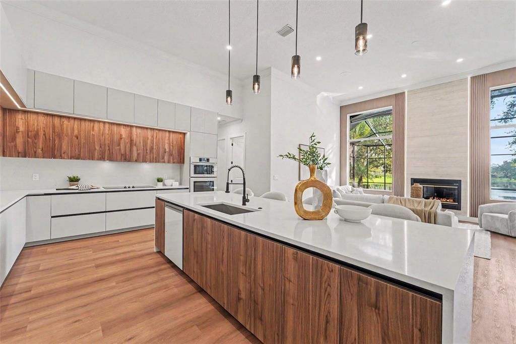 Active With Contract: $1,545,000 (6 beds, 5 baths, 3702 Square Feet)