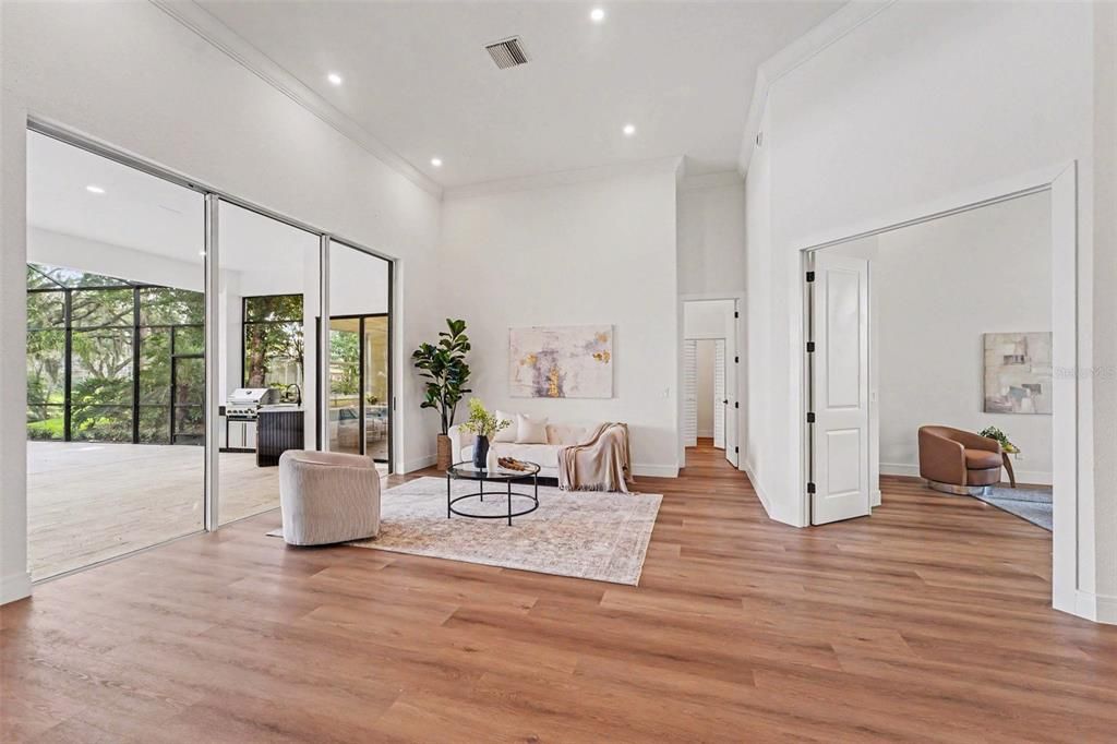 Active With Contract: $1,545,000 (6 beds, 5 baths, 3702 Square Feet)