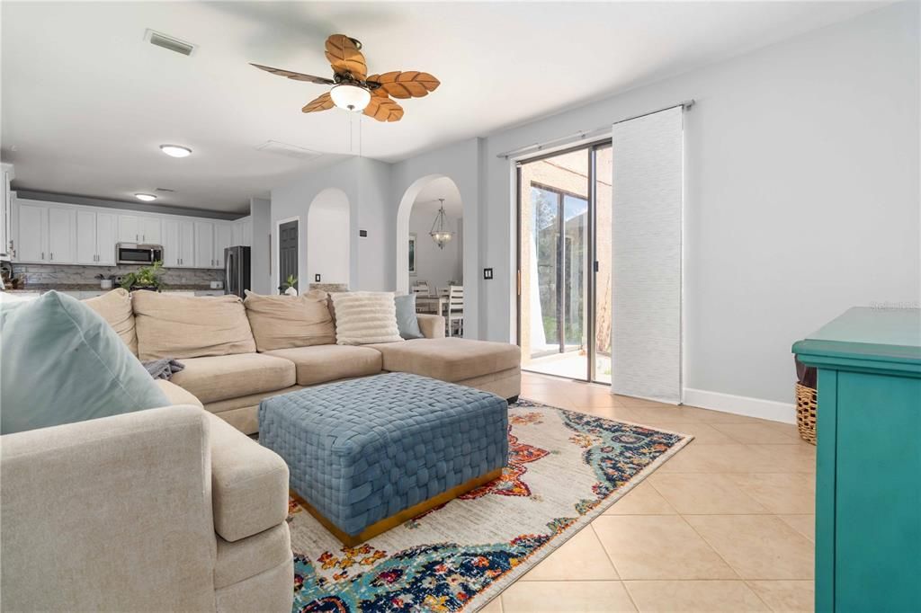 For Sale: $524,900 (5 beds, 3 baths, 3004 Square Feet)